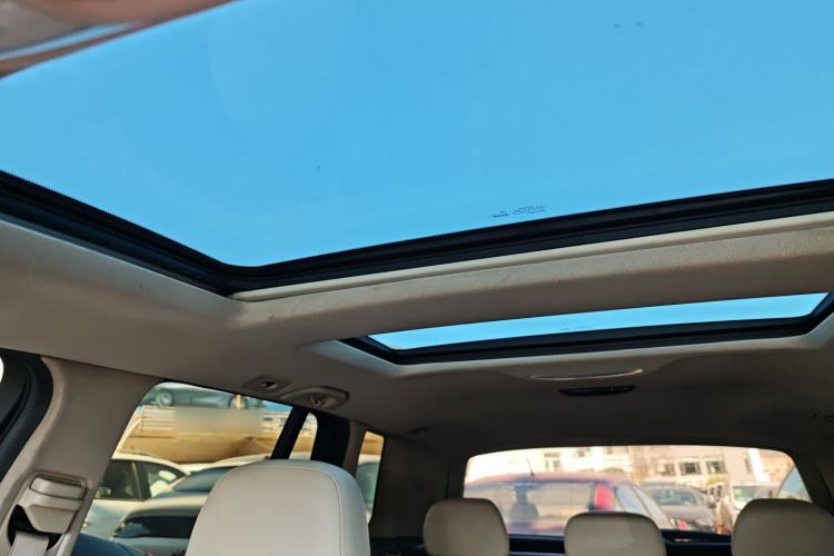 Used Mercedes-Benz GLK-Class 2013 GLK 300 4MATIC Dynamic Sunroof Model