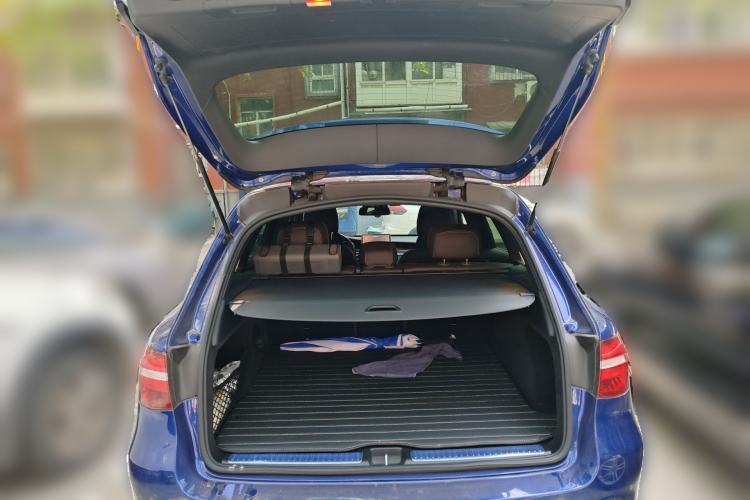 Used Mercedes-Benz GLC 2017 GLC 260 4MATIC Luxury Model