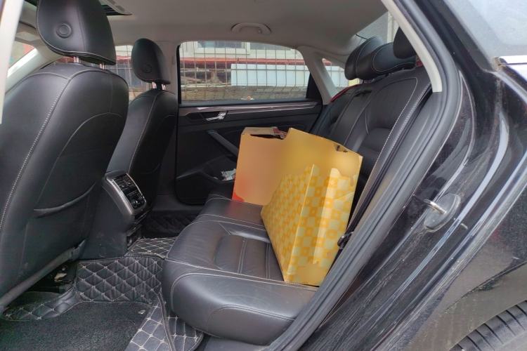 Used Volkswagen Passat 2016 330TSI DSG Luxury Edition Left Rear Seat