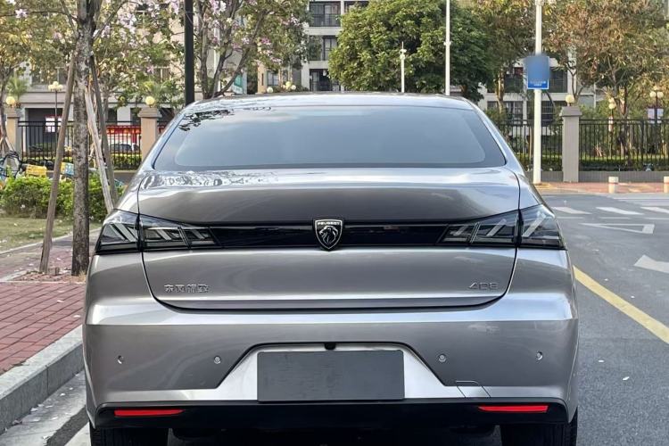 Used Peugeot 408 2022 1.6T Light-Chasing Edition
