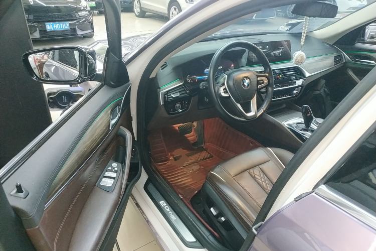 Used BMW 5 Series New Energy 2019 Updated Version 530Le Luxury Package Driver Seat