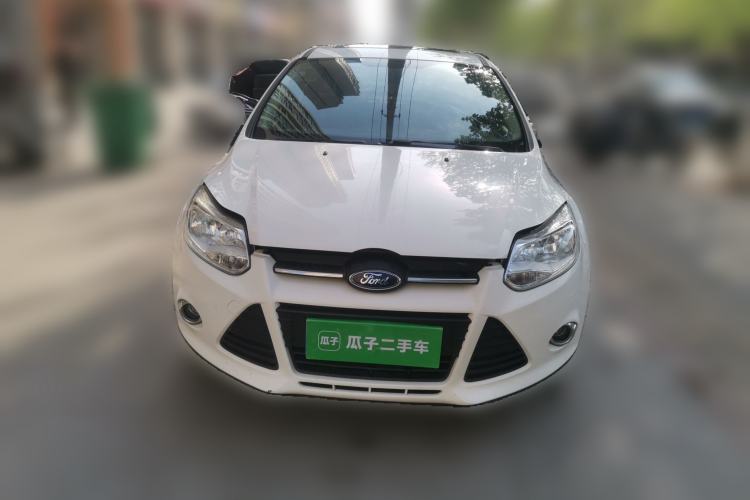 Used Ford Focus 2012 Hatchback 1.6L Automatic Fashion Edition Front