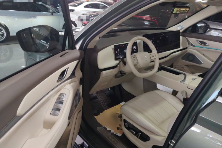 Used Wey Lanshan 2025 Four-Wheel Drive Max
