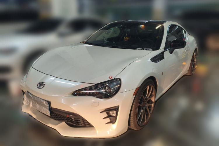 Used Toyota 86 2017 2.0L Manual Luxury Version