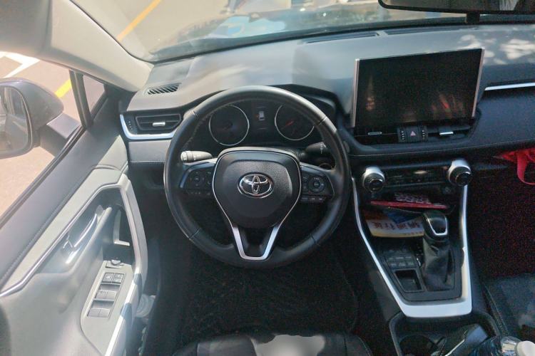 Used Toyota Wildlander 2021 2.0L CVT 4x4 Luxury Edition