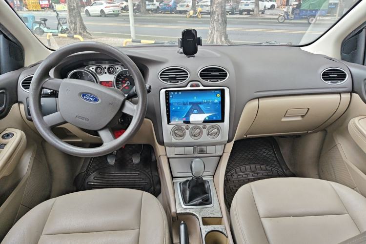 Used Ford Focus 2013 Sedan Classic 1.8L Manual Base Model