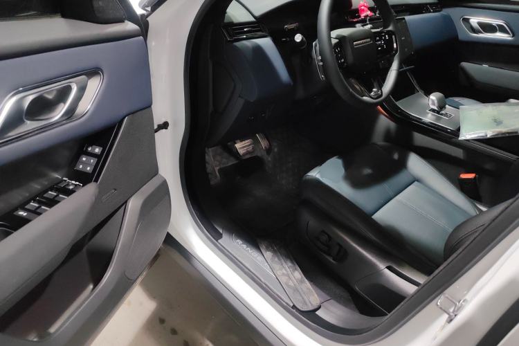 Used Land Rover Range Velar 2025 Dynamic SE
