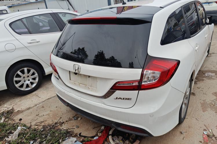 Used Honda Jade 2016 1.8L Automatic Comfort Version 5 Seats
