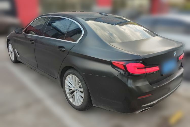 Used BMW 5 Series 2021 525Li Luxury Package Rear Left 45 Deg