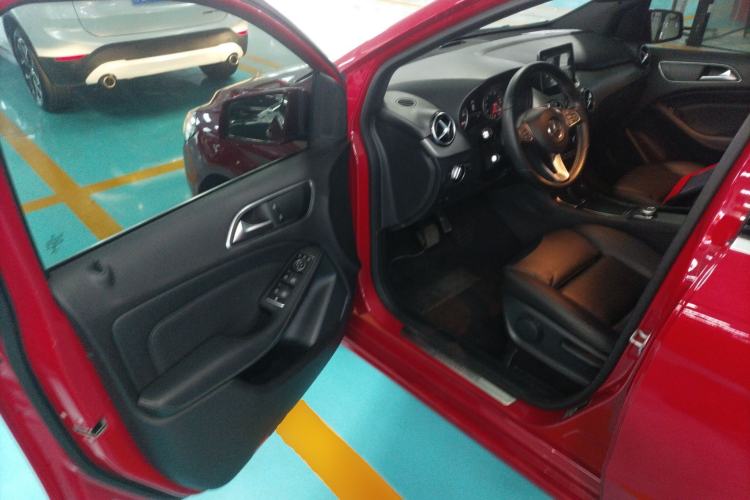 Used Mercedes-Benz B-Class 2017 B 200 Sport Edition