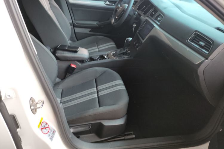 Used Volkswagen Lamando 2018 230TSI DSG Fashion Edition
