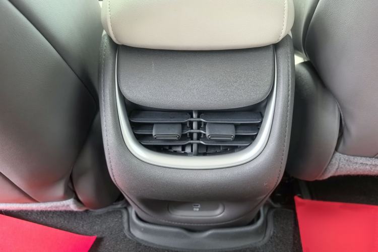 Used IM L6 2024 Max Long-Range Version Interior 11