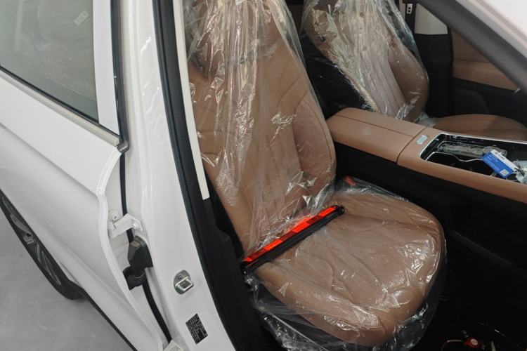 Used Chery Tiggo 8 L 2025 Model 2.0T Two-Wheel Drive Changhong Edition—5 Seaters