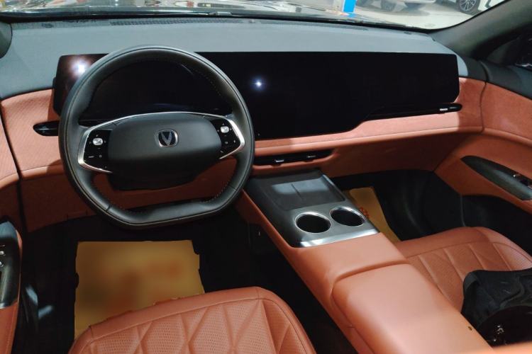 Used CHANGAN CS75 PLUS 2025 4th Generation 1.5T New Blue Whale Smart Luxury Edition
