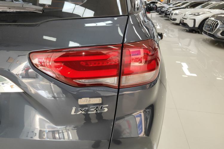 Used Hyundai ix35 2019 2.0L Automatic 2WD Zhiyong·Changxiang Edition China VI Standard Right Rear Taillight