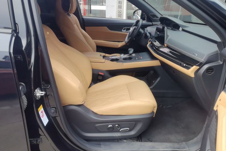 Used CHANGAN UNI-K 2021 2.0T All-Wheel Drive Prestige Version
