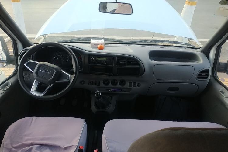 Used JMC Transit 2017 2.8T Commercial Version Short Wheelbase Mid-Roof 6/7/8-Seater JX493