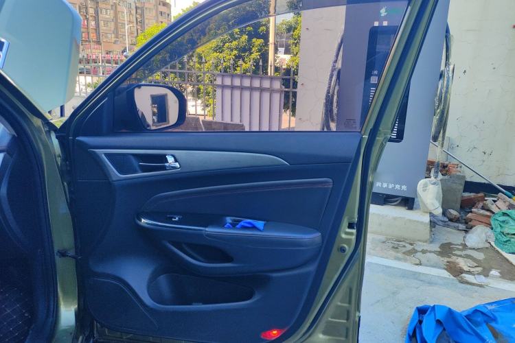 Used Changan CS75 2017 Shangkui Edition 1.5T Manual Fengxiang Model