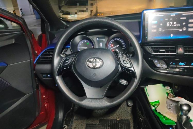 Used Toyota C-HR 2018 2.0L Leading with Sunroof China V Standard