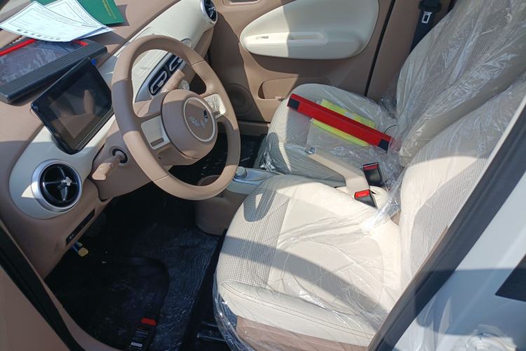 Used Wuling Hongguang MINIEV 2025 Four-Door Version Advanced Edition
