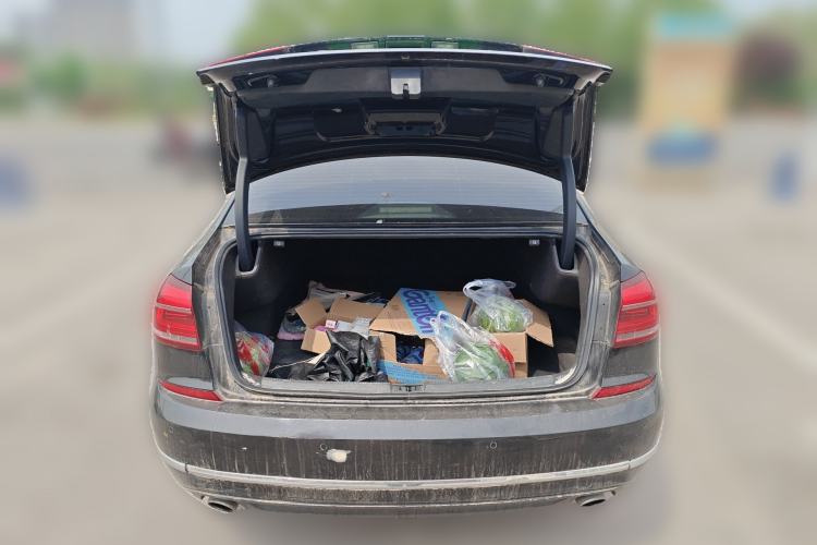 Used Volkswagen Passat 2016 330TSI DSG Luxury Edition Trunk