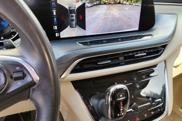 Used Buick GL8 2023 ES Lu Zun Luxury Model Audio And AC Panel