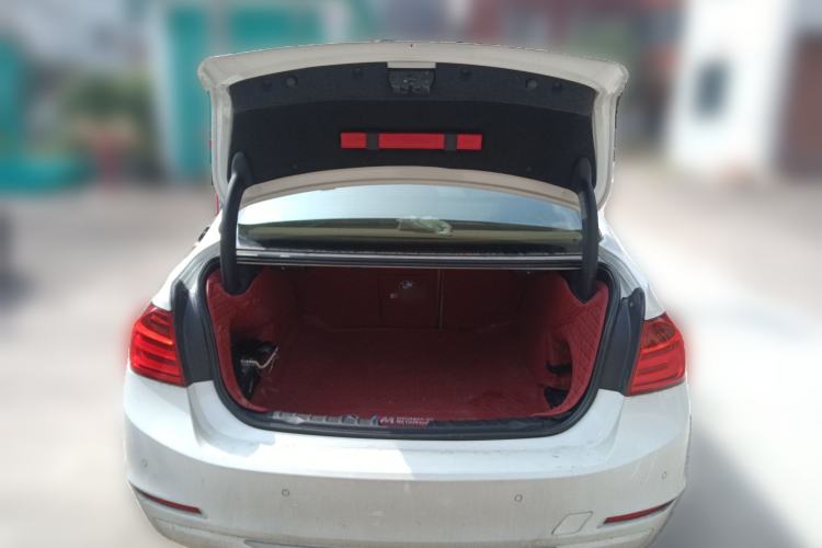 Used BMW 3 Series 2013 320Li Fashion Model
