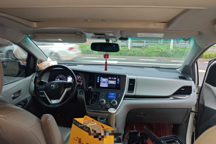 Used Toyota SIENNA  Headliner