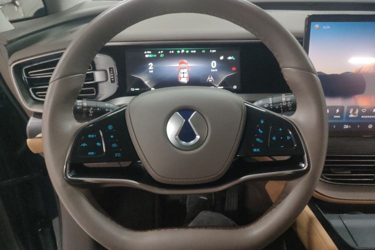 Used Denza D9 2022 DM-i 970 Four-Wheel Drive Prestige Model
