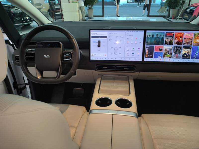 Used Li Auto MEGA 2024 Ultra Model — 9