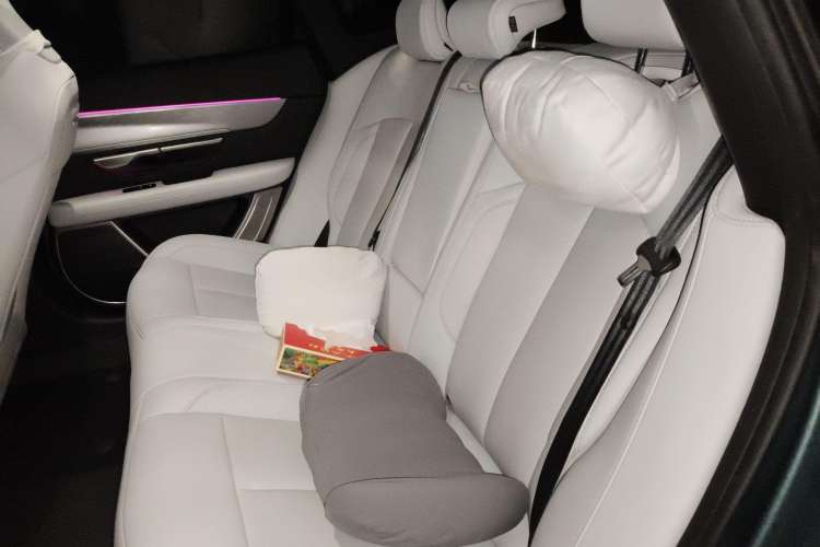 Used XPeng P7 2023 P7i 610 Max Performance Edition Left Rear Seat