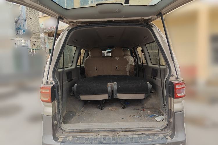 Used FORTHING Lingzhi 2017 Restyled M3L 1.6L 7-Seater Comfort Version
