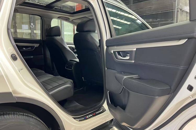 Used Honda CR-V 2021 240TURBO CVT Two-Wheel Drive Urban Edition Interior 5