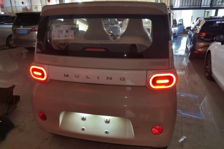 Used Wuling Hongguang MINIEV 2024 3rd Generation 215km Youth Edition