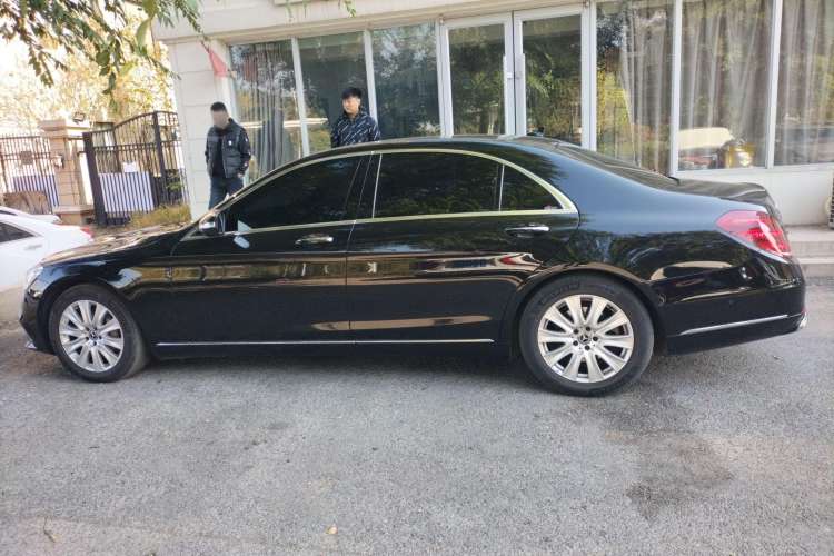 Used Mercedes-Benz S-Class 2019 S 320 L
