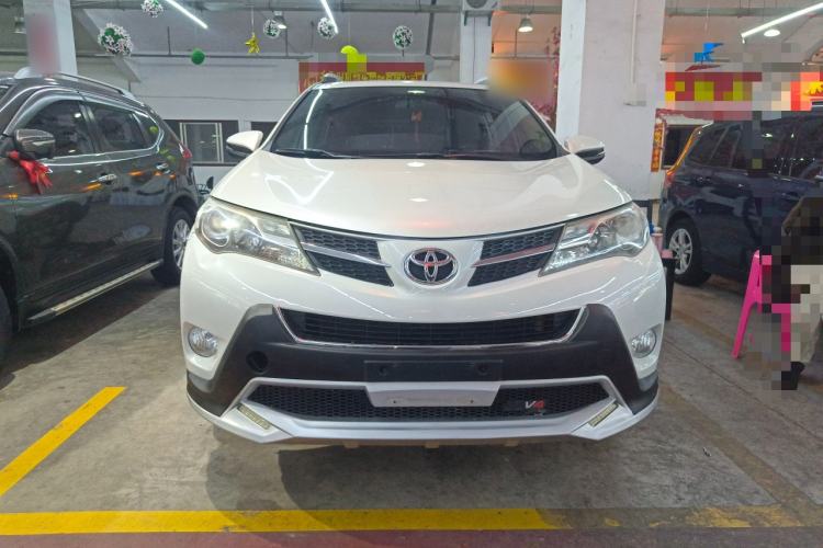 Used Toyota RAV4 2015 2.0L CVT Two-Wheel Drive Fashion Edition
