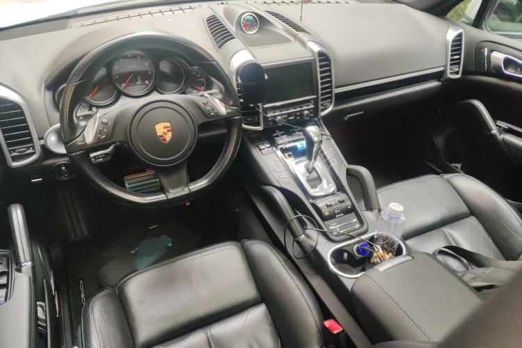 Used Porsche Cayenne 2014 Cayenne Platinum Edition 3.0T