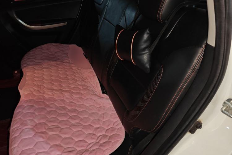 Used CHANGAN CS35 2014 1.6L Automatic Luxury Navigation Model China IV Standard
