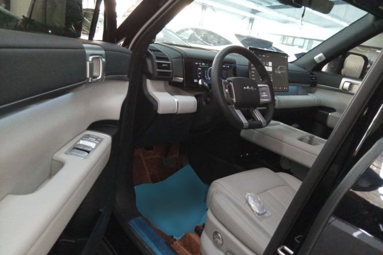 Used Formula Leopard Tai 7 2025 Model 200 km Two-Wheel Drive Max Edition