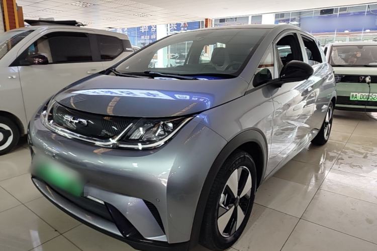 Used BYD Dolphin 2023 420 km Fashion Edition