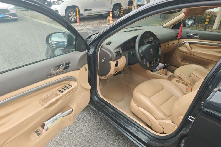 Used Volkswagen Passat 2007 2.0L Manual Standard Edition Driver Seat