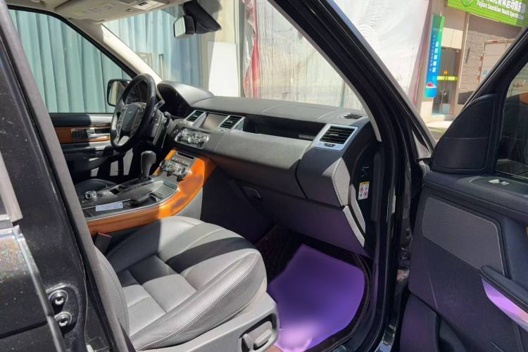 Used Land Rover Range Sport 2011 5.0 NA V8 HSE Interior 4