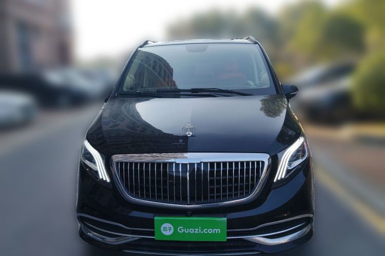 Used Mercedes-Benz Vito 2018 2.0T Elite Version 7 Seats China VI Emission Standard
