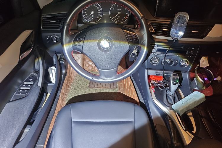 Used BMW X1 2013 sDrive18i Fashion Model Steering Wheel