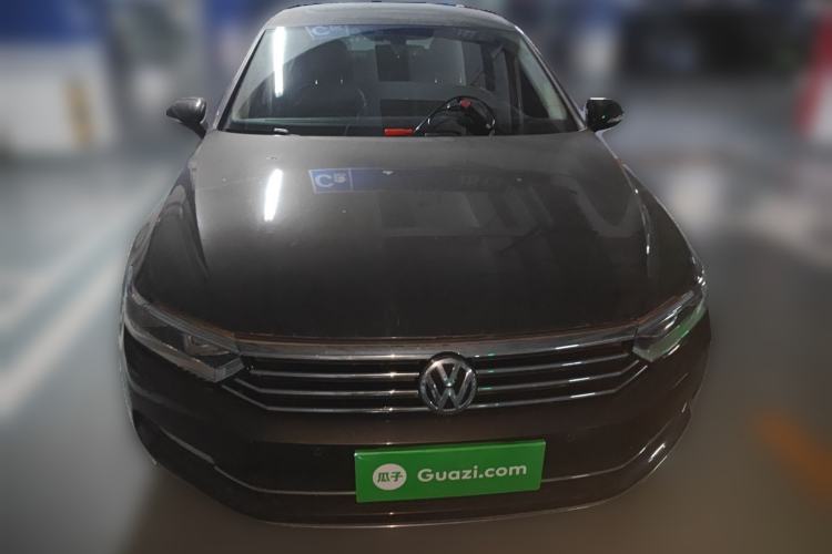 Used Volkswagen Magotan 2018 Facelift 330TSI DSG Luxury Model