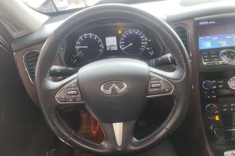 Used Infiniti QX50 2015 2.5L Luxury Edition