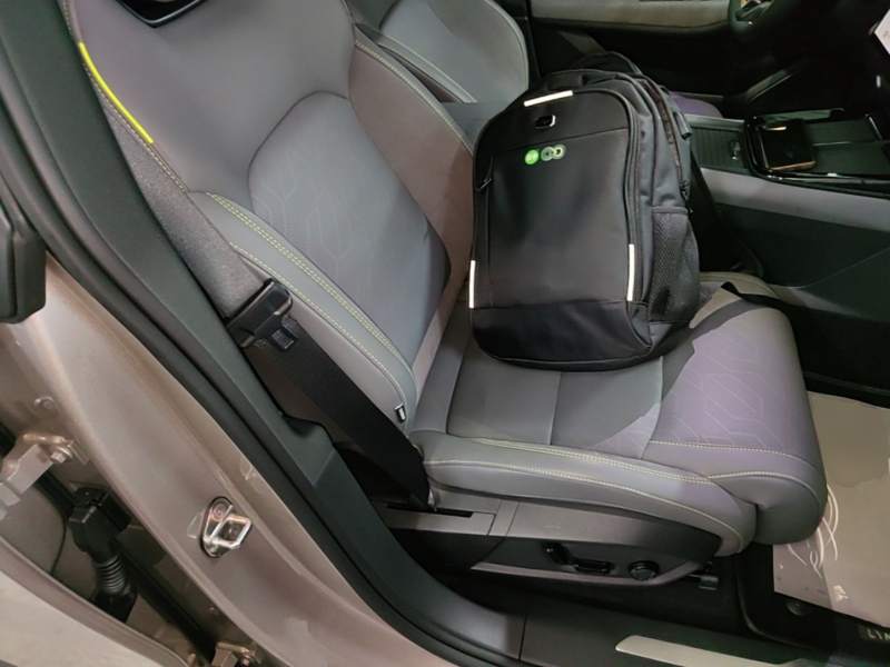 Used Lynk & Co 08 EM-P 2025 120km Long-Range Pro — 24