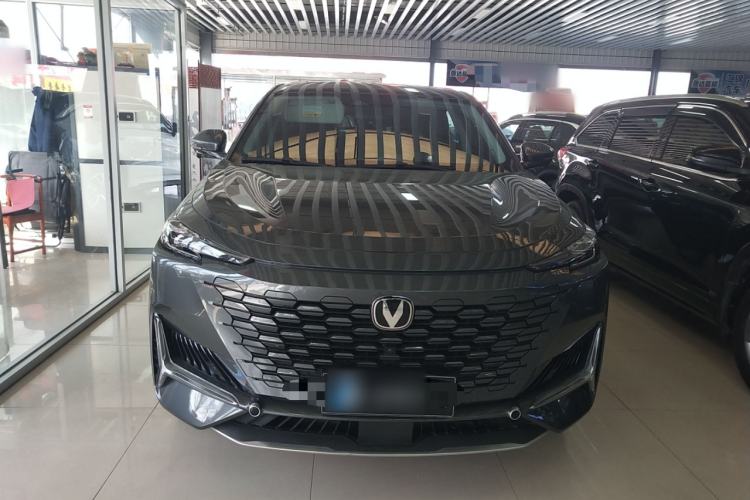 Used CHANGAN UNI-K 2023 2.0T Two-Wheel Drive YueShang Trim