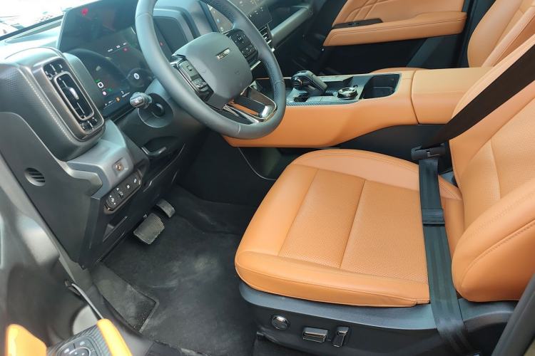 Used Haval Raptor New Energy 2024 Hi4 145 Cross-Over Edition Left Front Seat