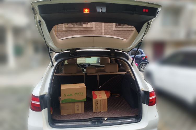 Used Mercedes-Benz GLC 2016 GLC 300 4MATIC Dynamic Model